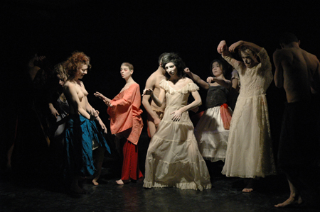 2006 Butoh-byo Paris 891. ph Laci Zajac